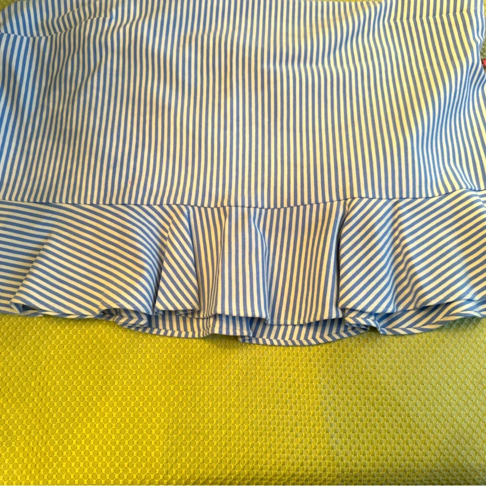 Ann Taylor XL blue/white striped lightweight jersey sleeveless peplum top. EUC - Picture 5 of 10